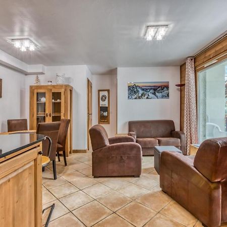 Villa Vallet- Newly Renovated 2 Bedroom Nestled Just Off The Main Street Chamonix Mont Blanc Exterior foto